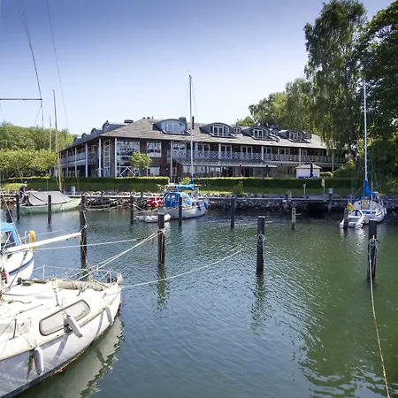 库格布劳伽登克伦威尔酒店 米泽尔法特