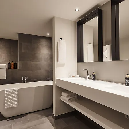 库格布劳伽登克伦威尔酒店 5* 米泽尔法特