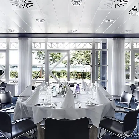 库格布劳伽登克伦威尔酒店 米泽尔法特