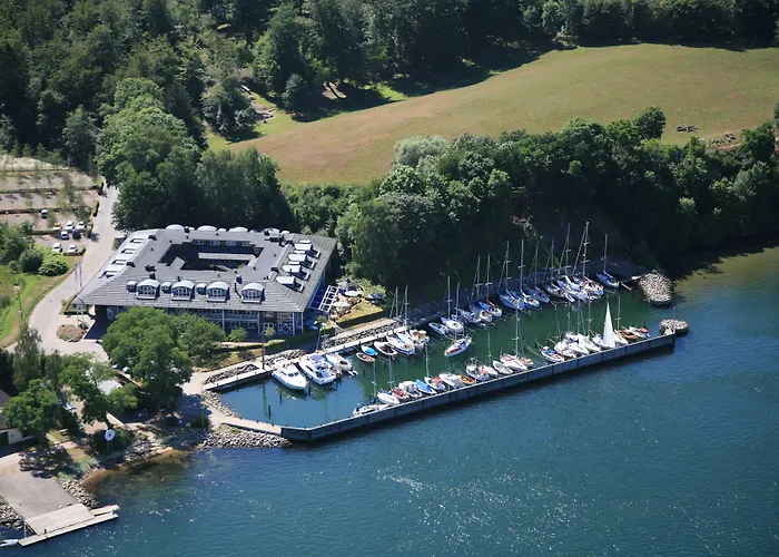 Hotel Comwell Kongebrogaarden 5*