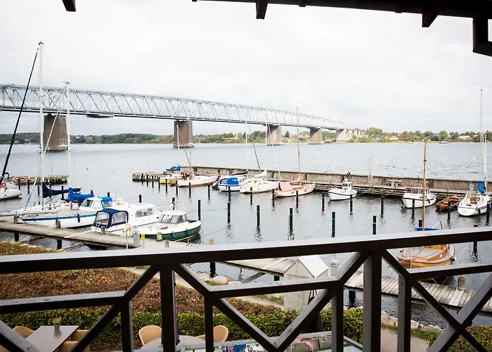 מלון Comwell Kongebrogaarden